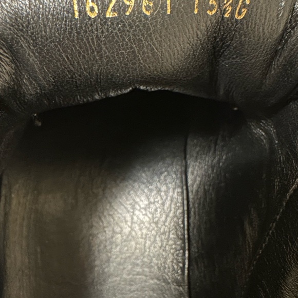 Gucci Low Black Signature
Monogram Leather Sneaker 162961. - Picture 5 of 5